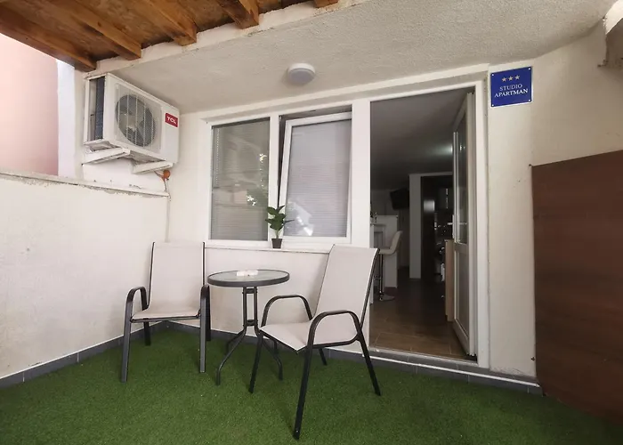 Perica Apartments